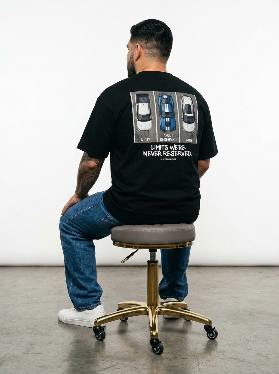 MUSTANG PARK™ Over-sized Black t-shirt