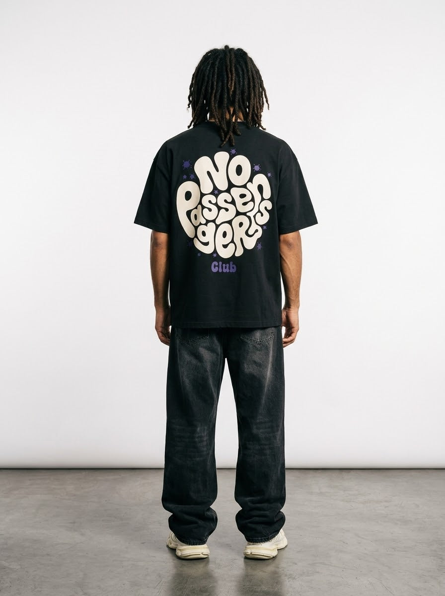 CLOUDY NO PASSENGERS Over-sized Black t-shirt