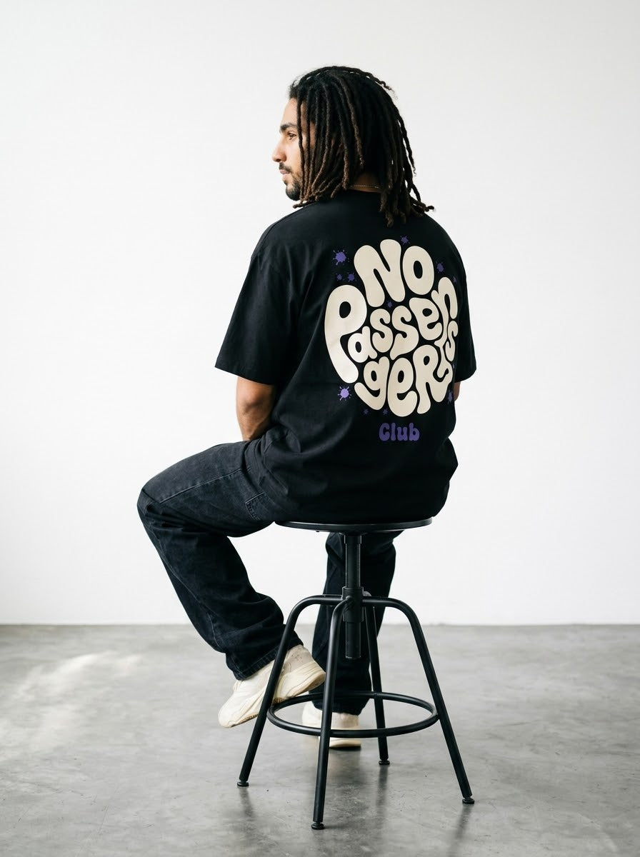CLOUDY NO PASSENGERS Over-sized Black t-shirt