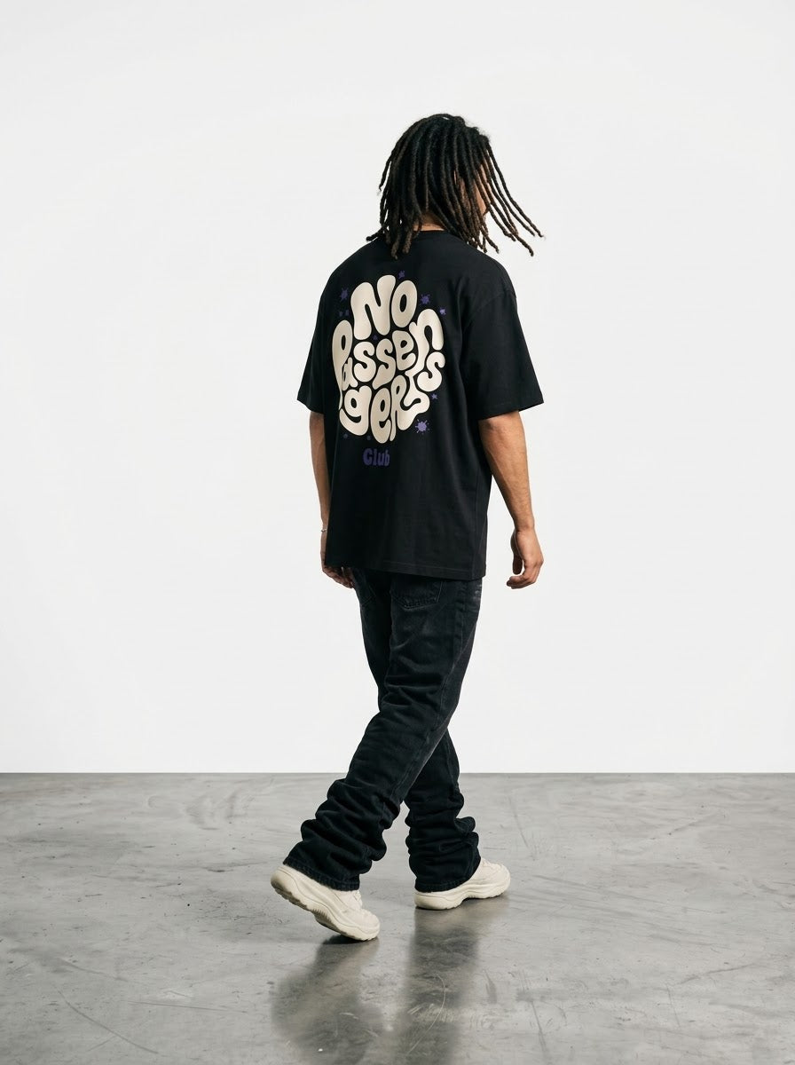 CLOUDY NO PASSENGERS Over-sized Black t-shirt