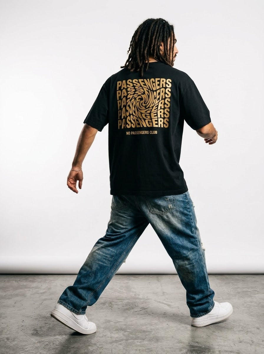 GOLDEN BLURRY Oversized Black T-shirt