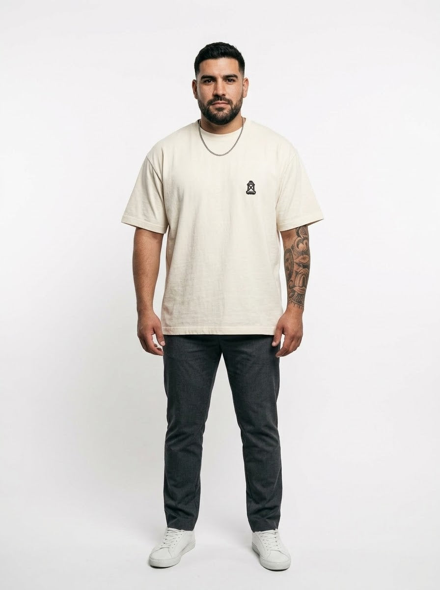 BEYOND EXPECTATIONS Oversized T-shirt
