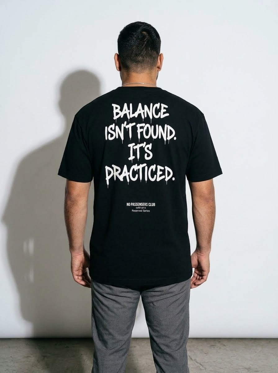 BALANCE ISN'T FOUND Oversized Black T-shirt