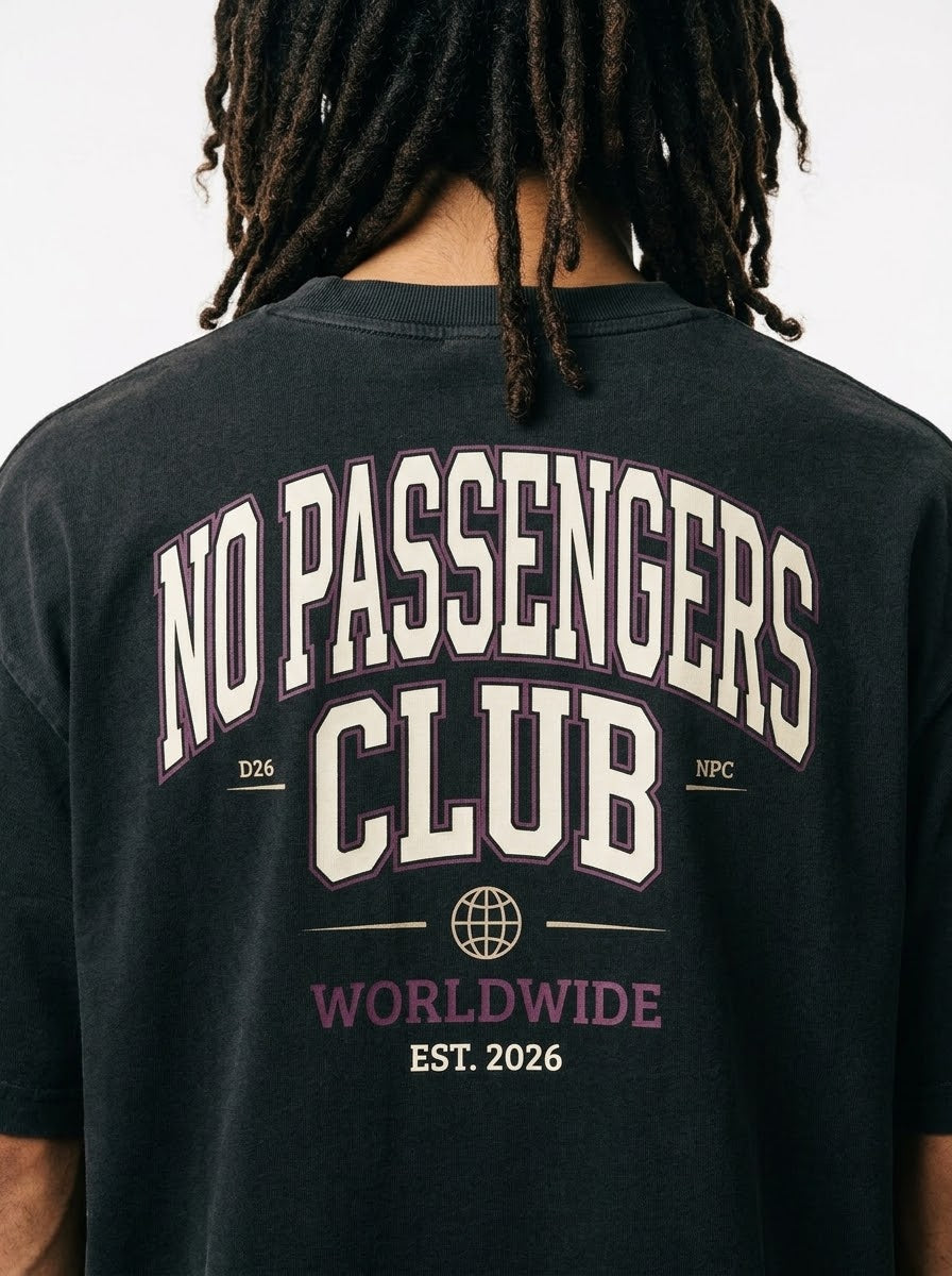 NO PASSENGERS UNIVERSITY Oversized Black T-shirt