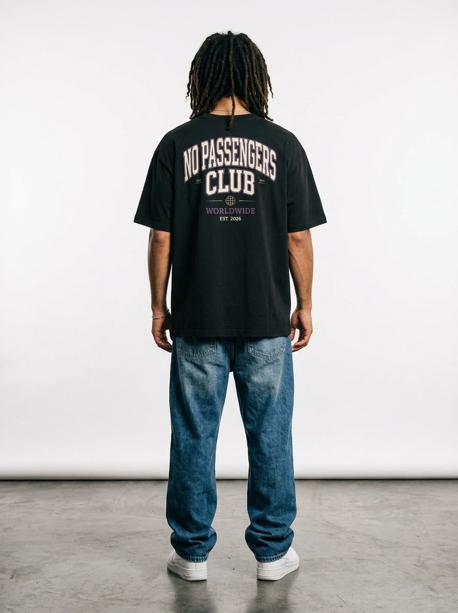 NO PASSENGERS UNIVERSITY Oversized Black T-shirt