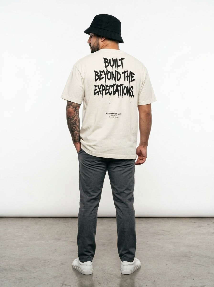 BEYOND EXPECTATIONS Oversized T-shirt