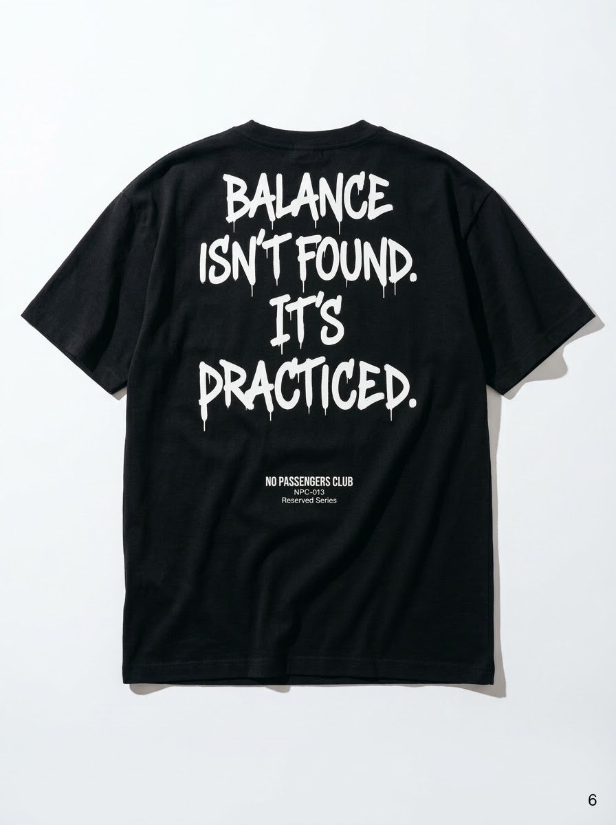 BALANCE ISN'T FOUND Oversized Black T-shirt